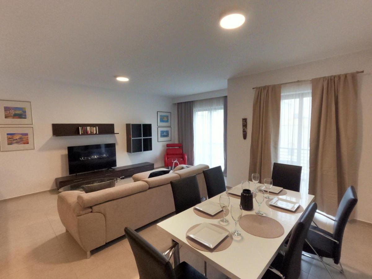 Korzo Suites St. Julian'S 외부 사진